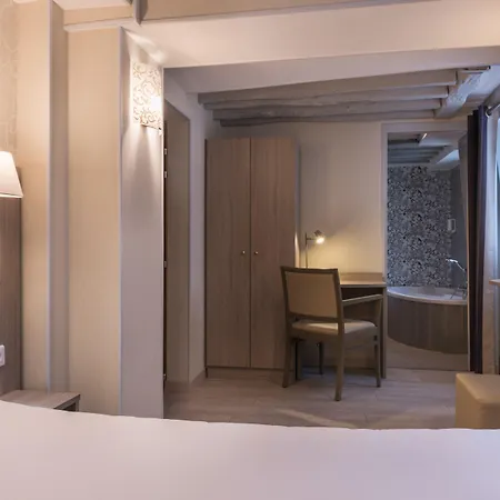 L'ouest 3* Parigi