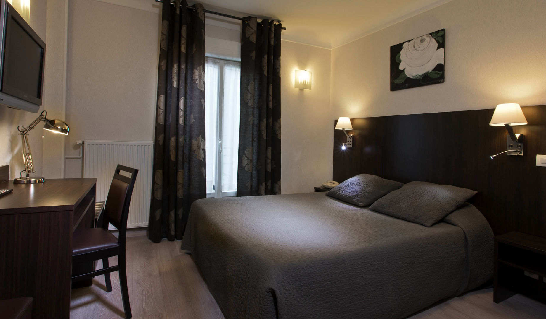 Hotel L'ouest 3*